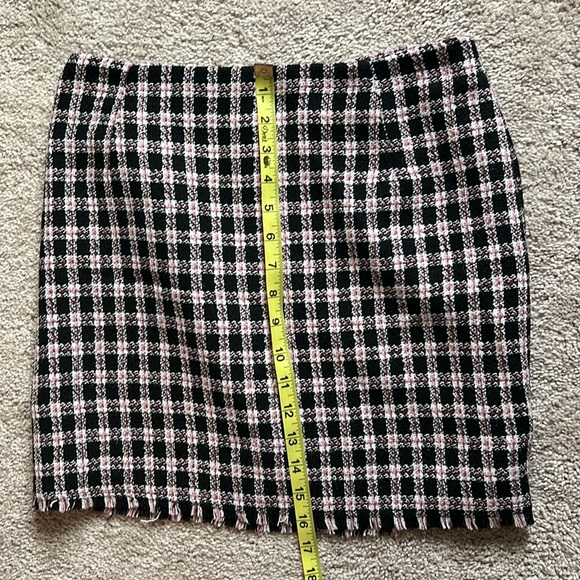 H&M black and pink Tweed Mini Skirt - Picture 4 of 4